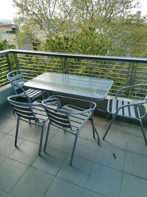 Cozy Luminous Apartment Thessaloniki Exterior photo